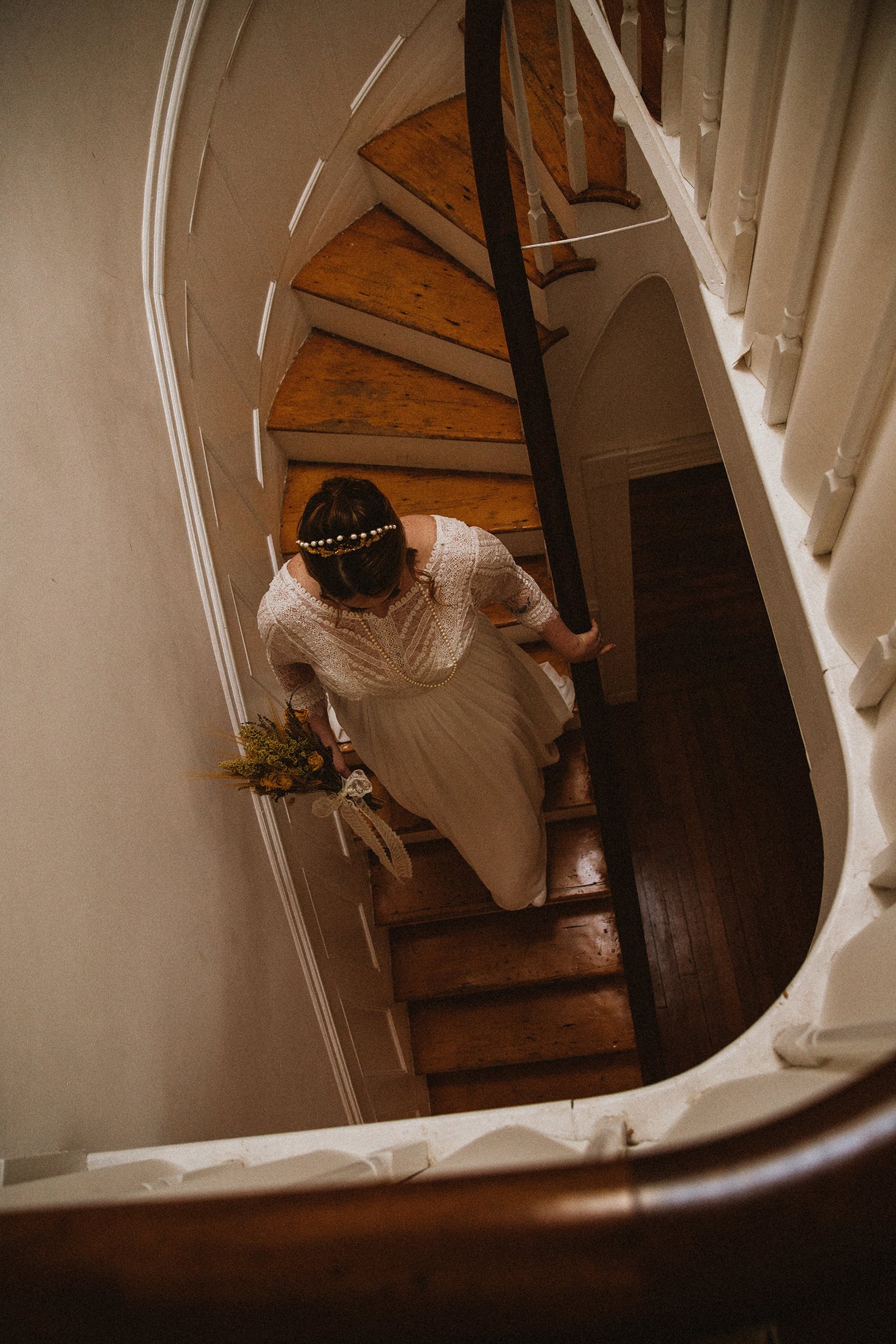 Boston-wedding-bride-stairs-dress