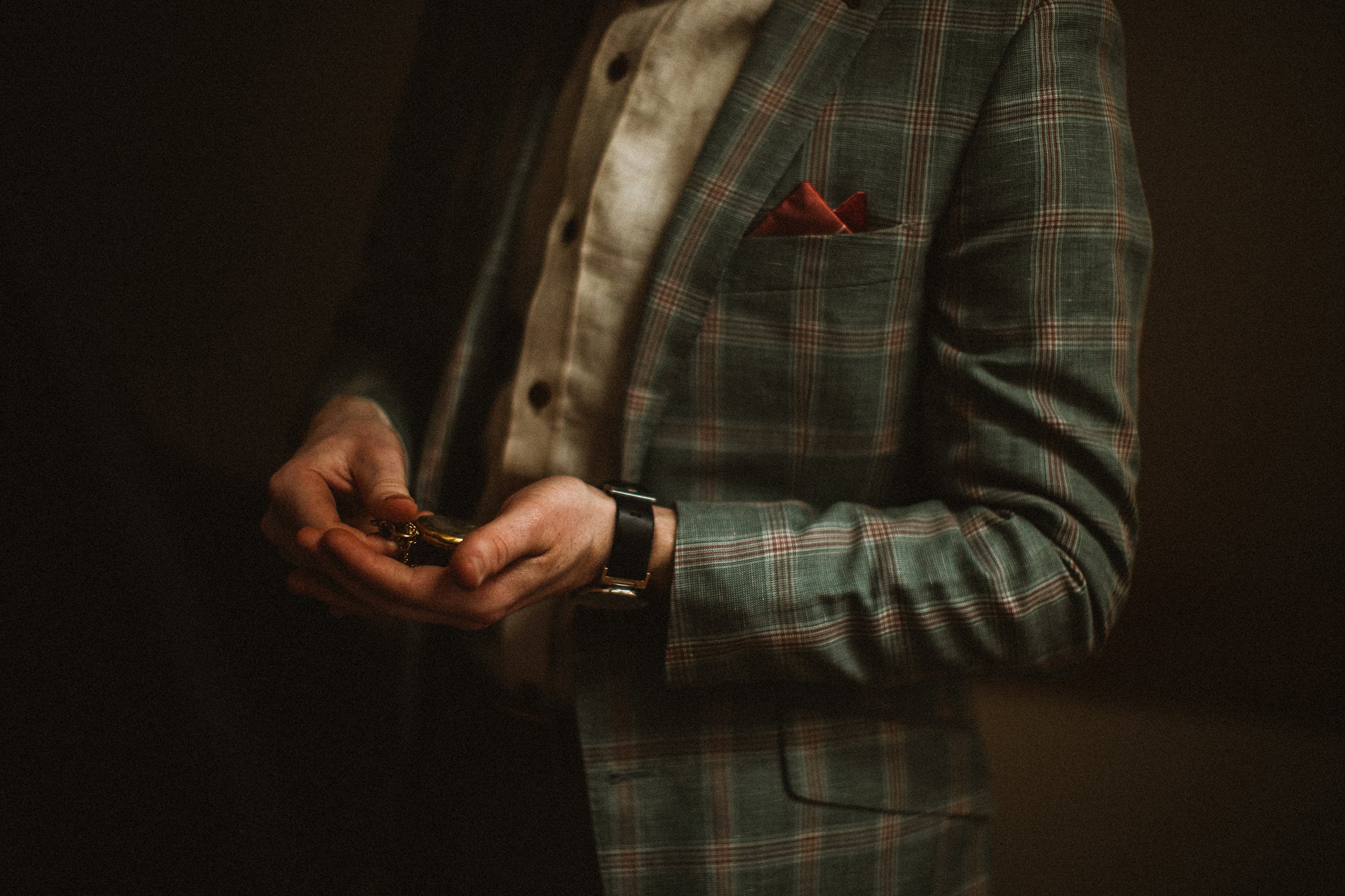 Boston-wedding-getting-ready-pocket-watch.jpg