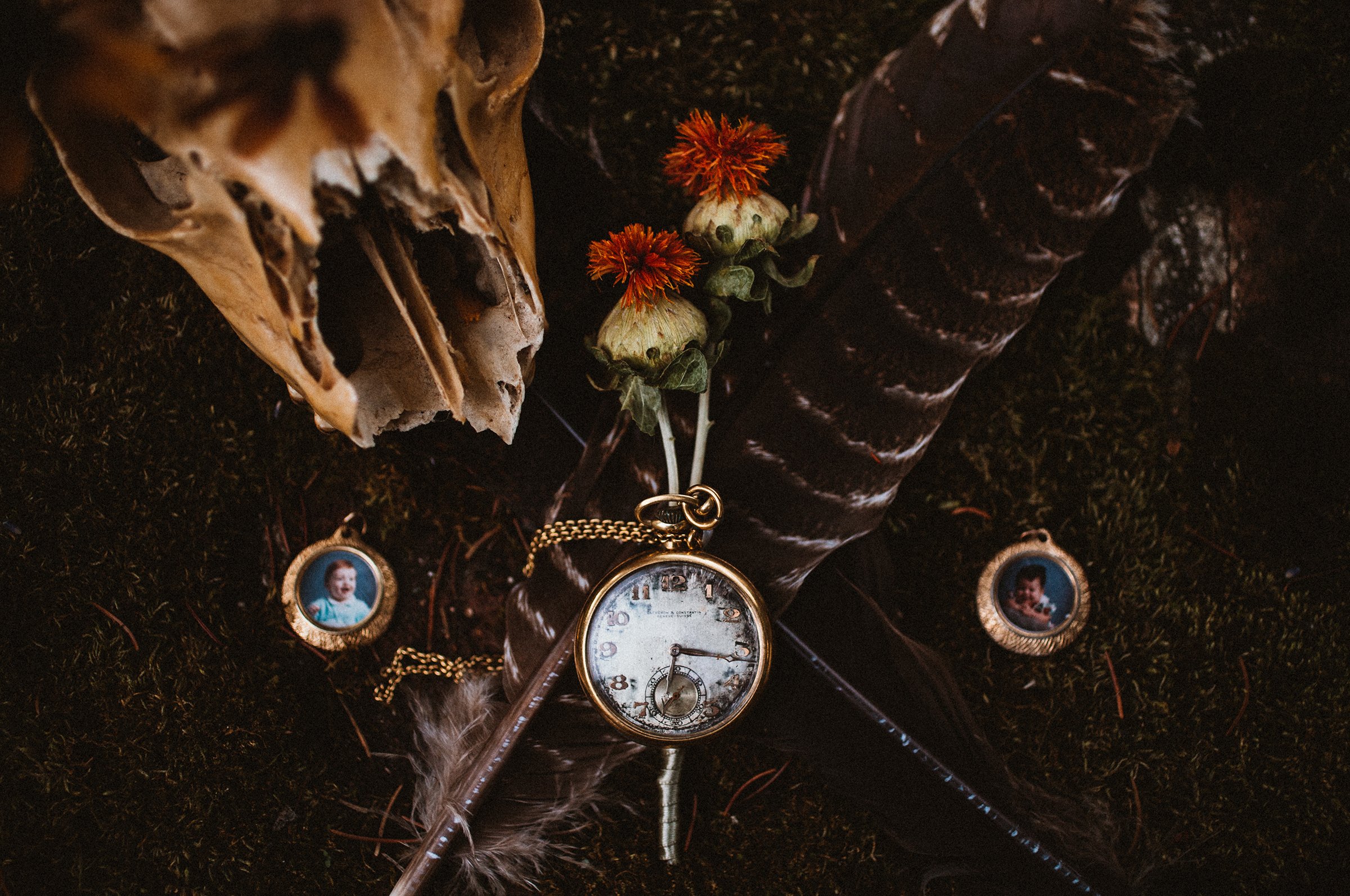 Boston-wedding-skull-pocket-watch-dried-florals